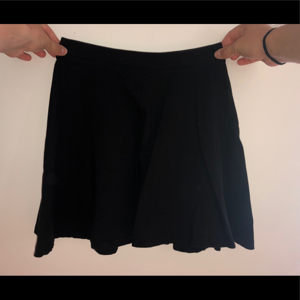 Forever 21 Junior’s circle skirt. Size small.